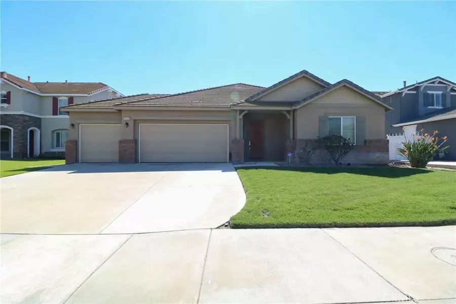 12513 Black Horse St, Eastvale, CA 91752