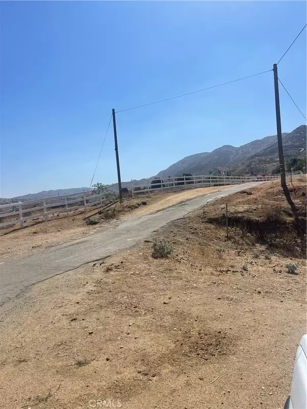 Colton, CA 92324,7111 Luane