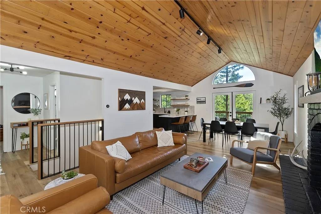 Lake Arrowhead, CA 92352,26591 Thunderbird Drive