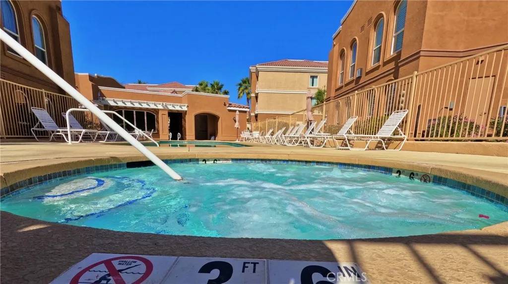 La Quinta, CA 92253,45245 Seeley 17C Drive #17C