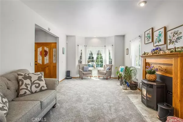 Angelus Oaks, CA 92305,6180 Cedar Avenue
