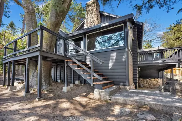 25036 Ocean View Drive, Crestline, CA 92325