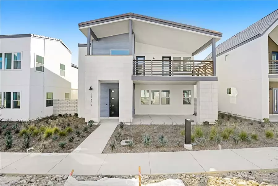 27409 Creekwood Lane, Valencia, CA 91381