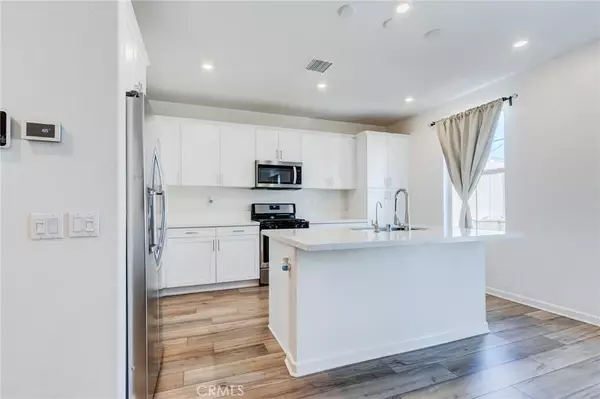 Rialto, CA 92376,972 W Jasmine Way