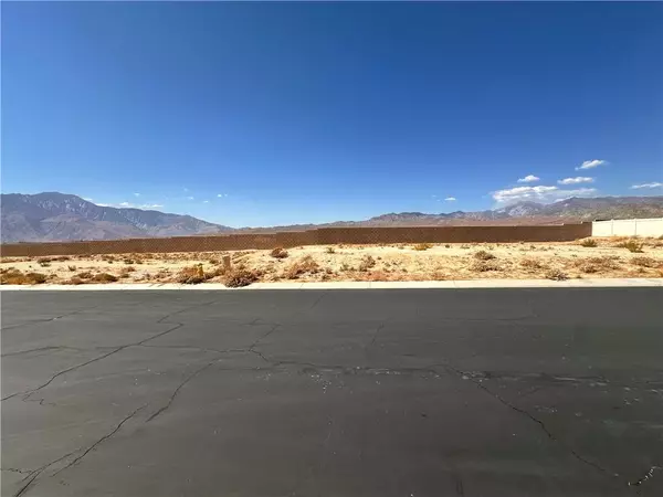 Desert Hot Springs, CA 92449,4 Rockies