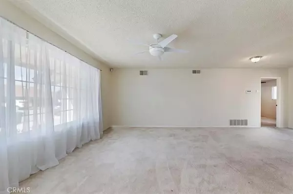 Hemet, CA 92543,1160 W Montrose Avenue