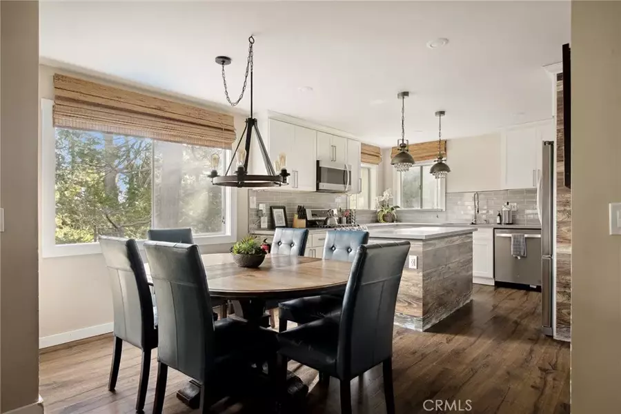 282 Terrace Road, Lake Arrowhead, CA 92352