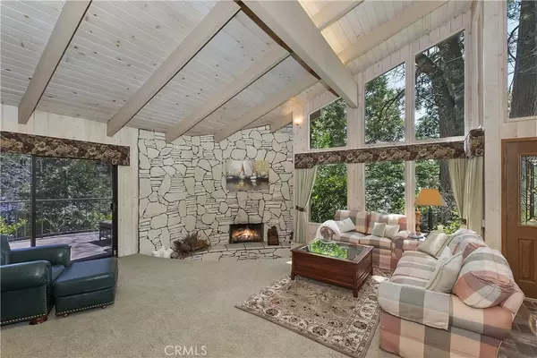 Lake Arrowhead, CA 92352,28018 Peninsula