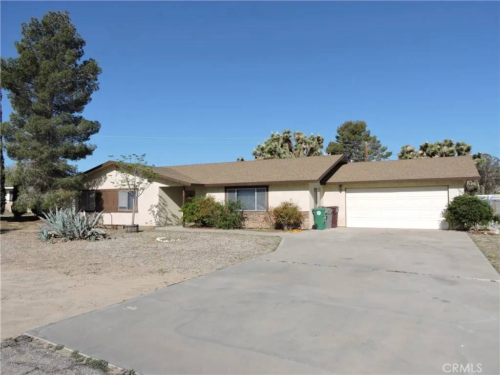 7010 Airway Avenue, Yucca Valley, CA 92284