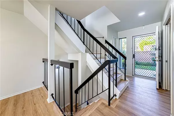 Rosemead, CA 91770,1056 Walnut Grove Avenue #E