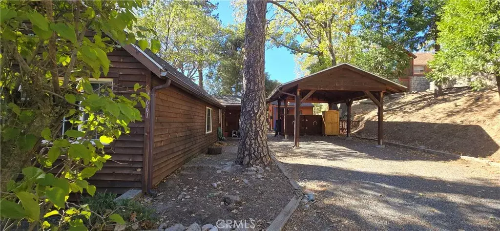 Cedarpines Park, CA 92322,21661 Crest Forest Drive