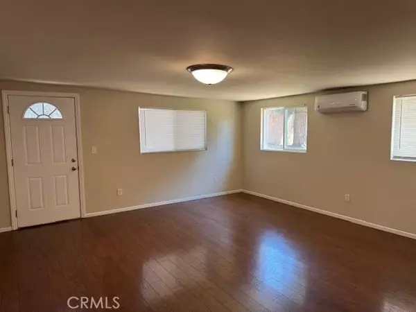 Covina, CA 91723,406 S Lowell Street