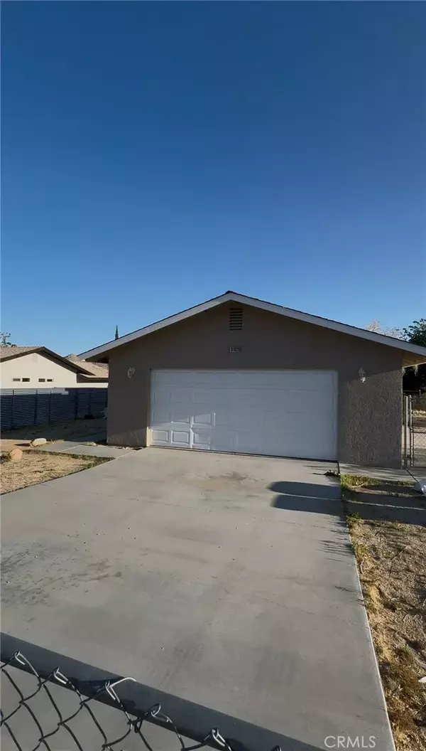 61929 Petunia Drive, Joshua Tree, CA 92252