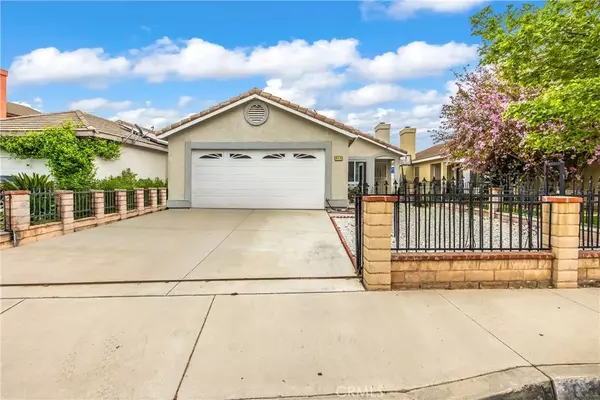 916 Award Drive, Colton, CA 92324