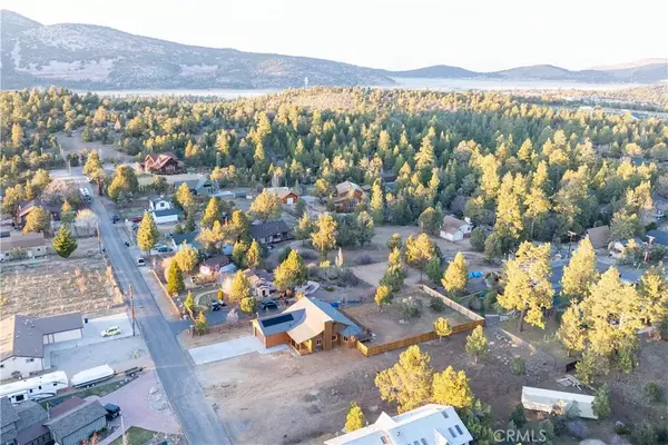 Sugarloaf, CA 92386,223 Dixie Lee Lane Lane
