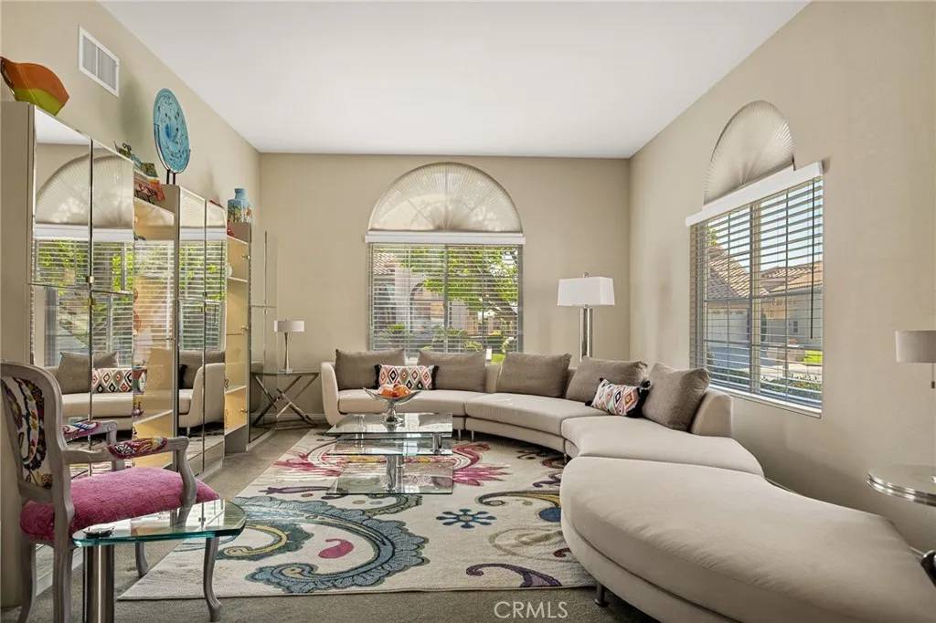 1521 Fairway Oaks Avenue, Banning, CA 92220