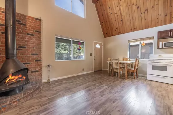 Sugarloaf, CA 92386,550 Pine Lane
