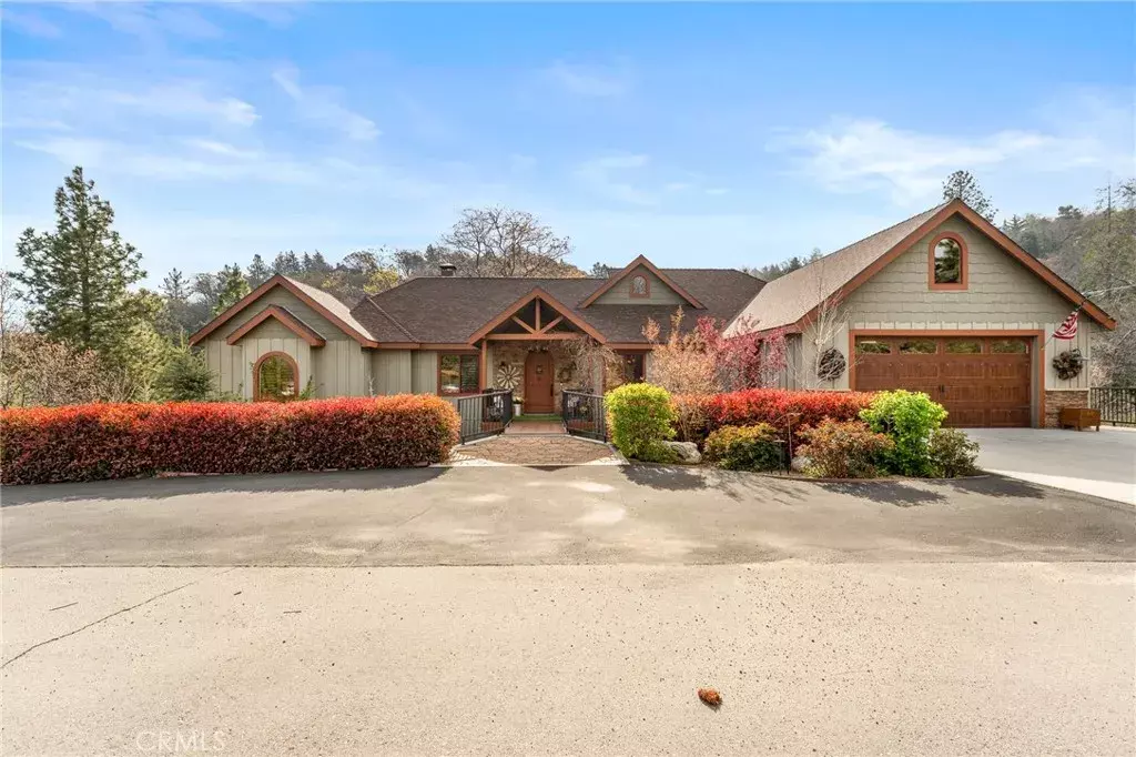 Lake Arrowhead, CA 92352,1405 Rock Ridge Drive