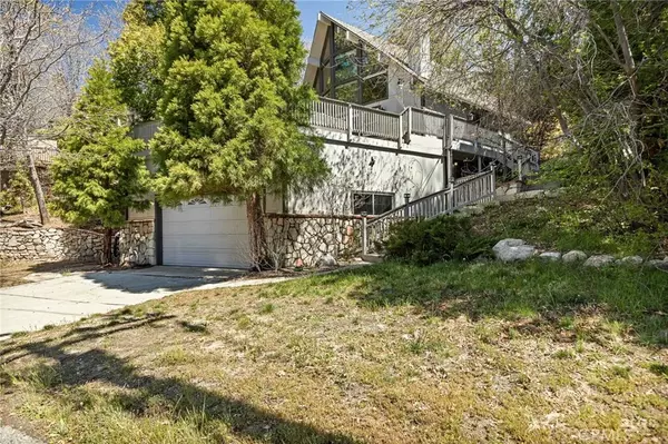 Lake Arrowhead, CA 92352,735 Bishorn Drive