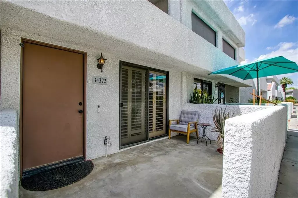 Rancho Mirage, CA 92270,34372 Laura Way