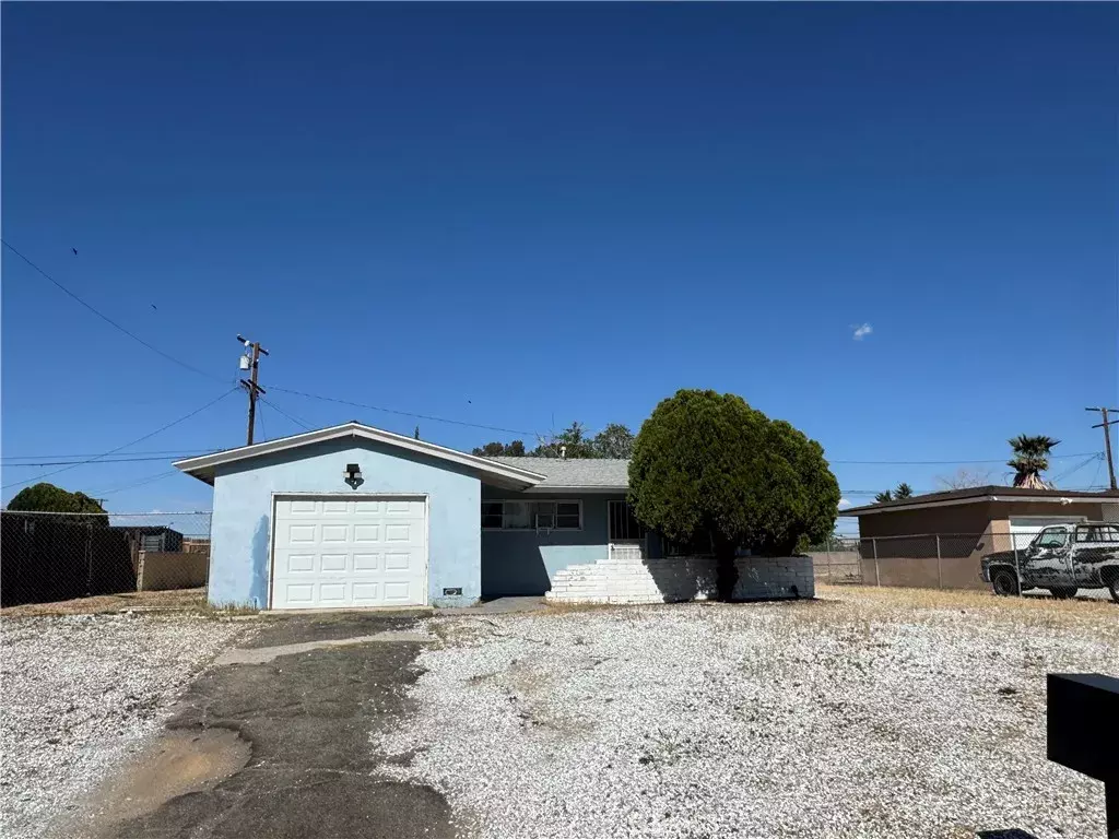 Victorville, CA 92395,15059 Del Rey Drive