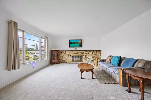 Lake Forest, CA 92630,23692 Cavanaugh Road