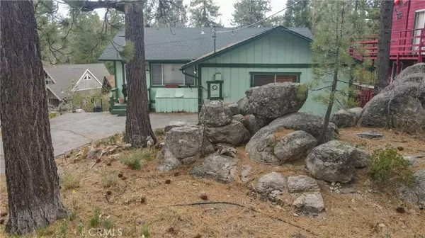 Fawnskin, CA 92333,39177 Arapahoe Road