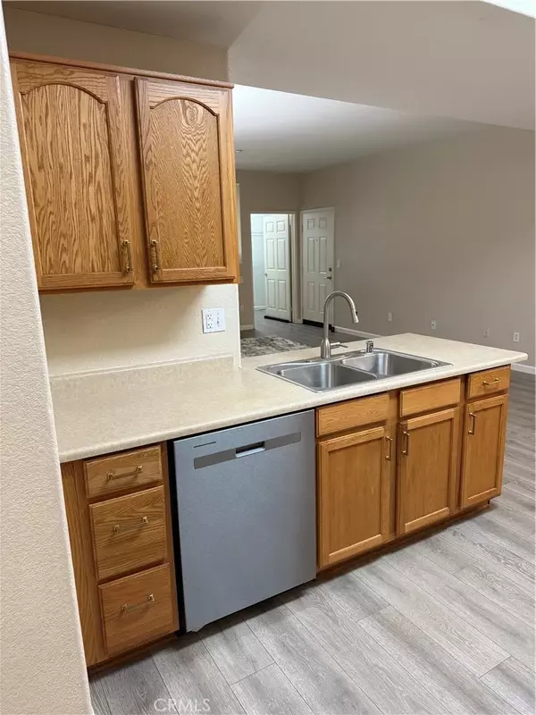 Murrieta, CA 92562,41410 Juniper Street #1711