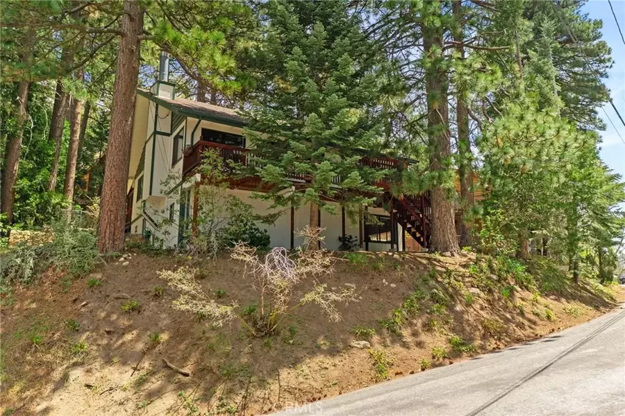 30878 Valley Oak Drive, Running Springs, CA 92382