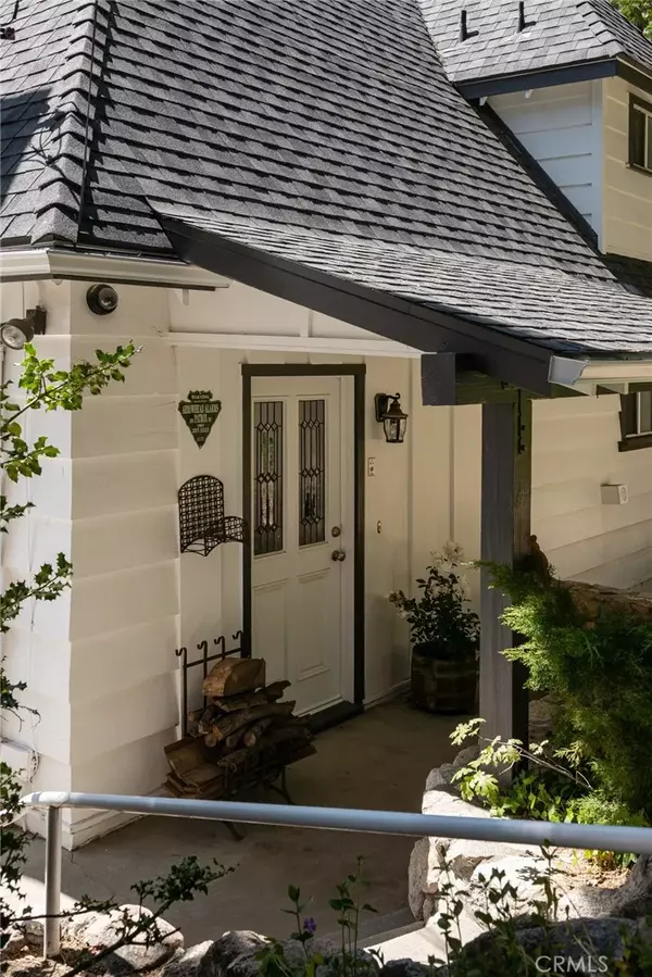 Lake Arrowhead, CA 92352,28956 Palisades Drive