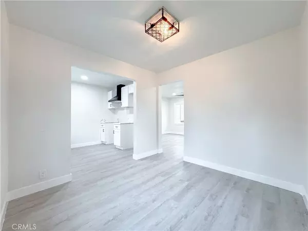 Long Beach, CA 90805,5557 Lemon Avenue