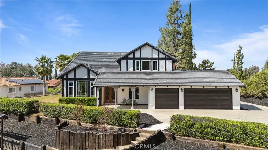 529 Manzanita Road, Redlands, CA 92373