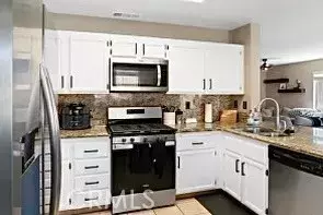 Victorville, CA 92392,13775 Valera Way