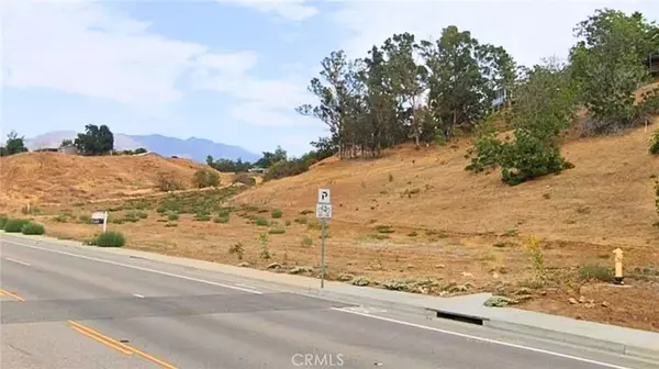 Yucaipa, CA 92399,0 Oak Glen
