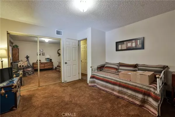 Crestline, CA 92325,22972 Valley View Drive