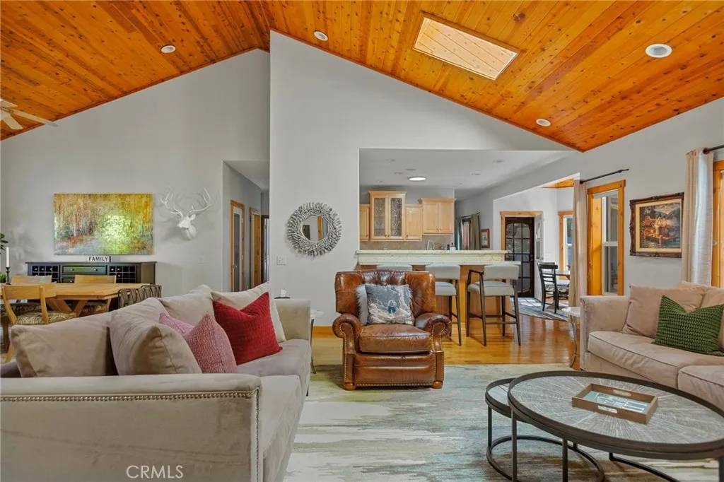 Blue Jay, CA 92317,523 Dogwood Canyon Road