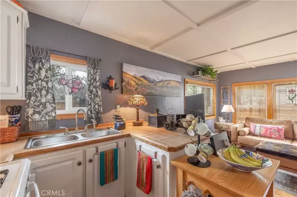 Big Bear Lake, CA 92315,41150 Lahontan #C4