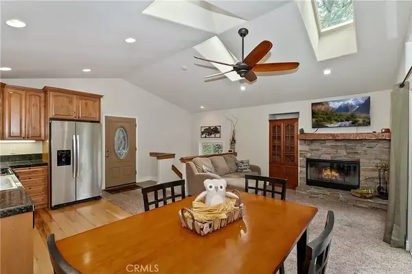 Crestline, CA 92325,23776 Lakeview Drive