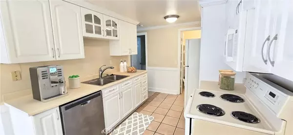 Redlands, CA 92374,623 Church Place #3