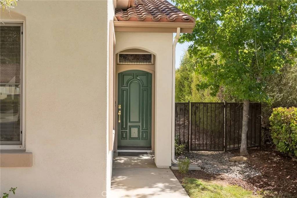 Corona, CA 92883,24464 Chamois Lane