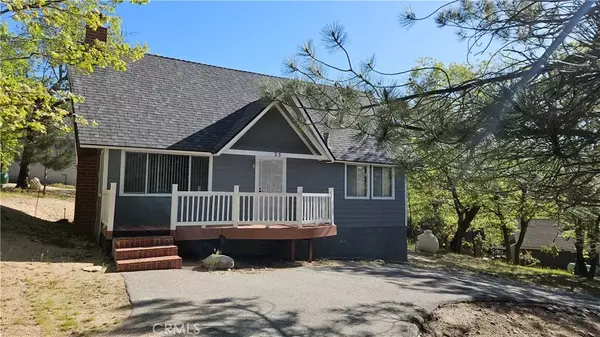 25 Manzanita, Running Springs, CA 92382