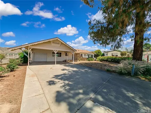 11674 Oak Lane, Yucaipa, CA 92399