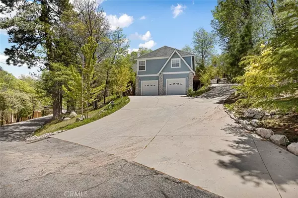 28537 North Shore Road, Lake Arrowhead, CA 92352