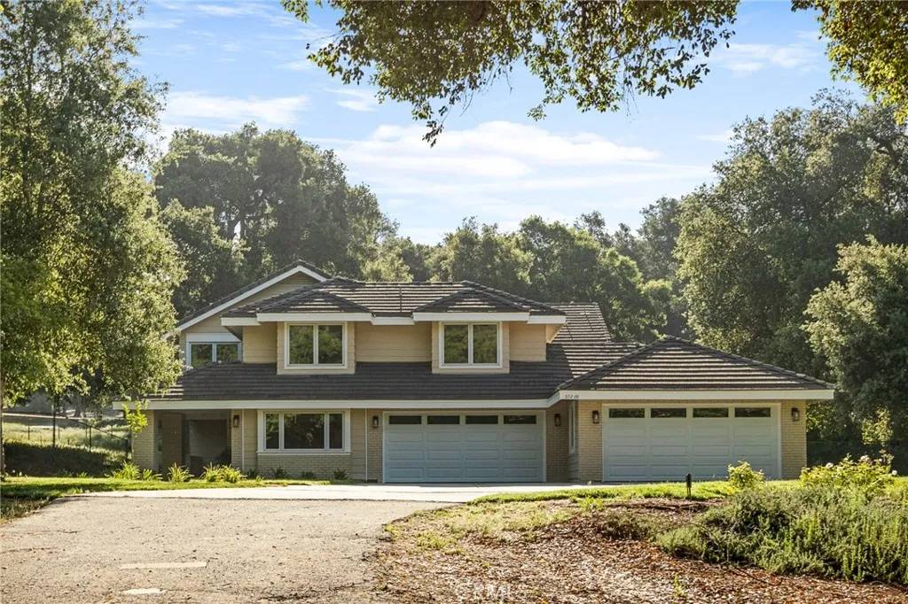 37202 Limekiln Drive, Yucaipa, CA 92399