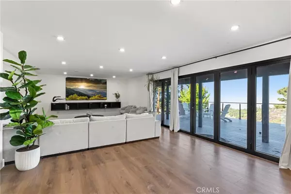 Running Springs, CA 92382,31601 Hwy 330