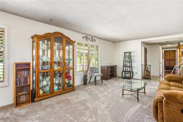 Banning, CA 92220,4256 Mockingbird Lane