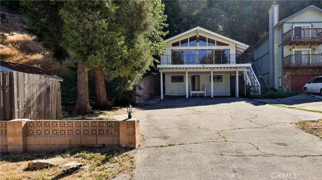 Crestline, CA 92325,24674 Lake Drive