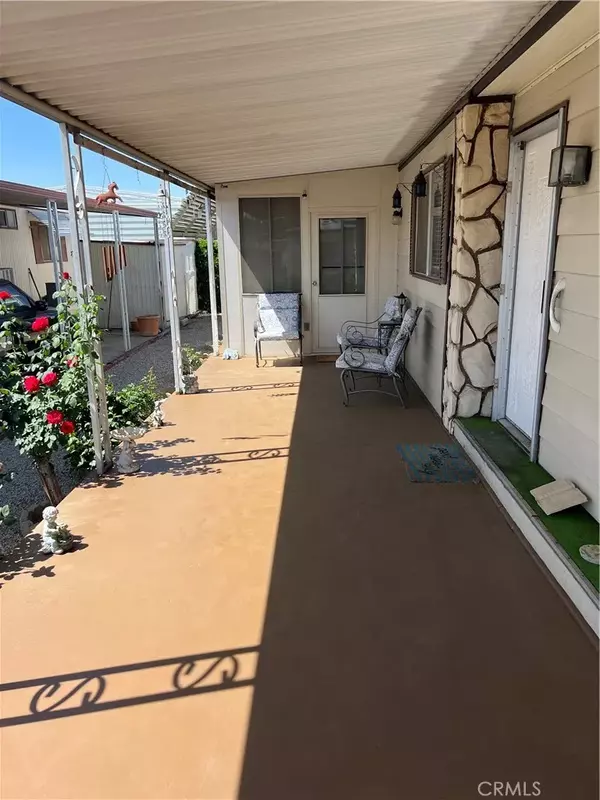 Yucaipa, CA 92399,31816 Avenue E #33