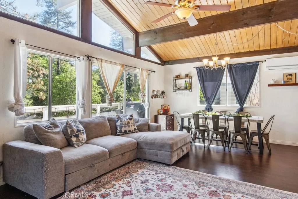 Crestline, CA 92325,22868 Laurel Lane