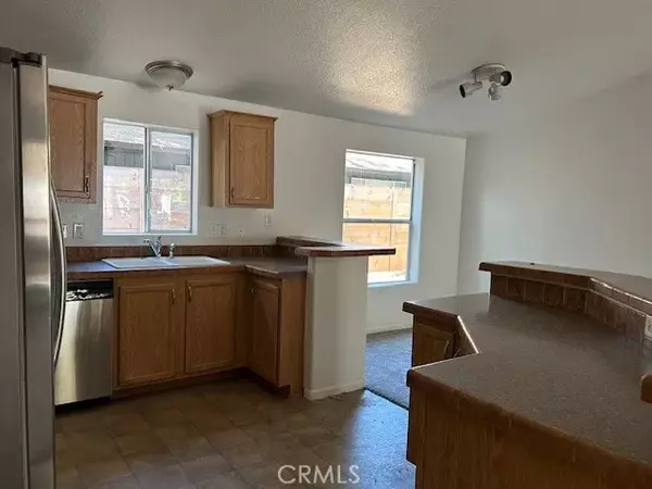 Sugarloaf, CA 92386,443 Holmes Lane